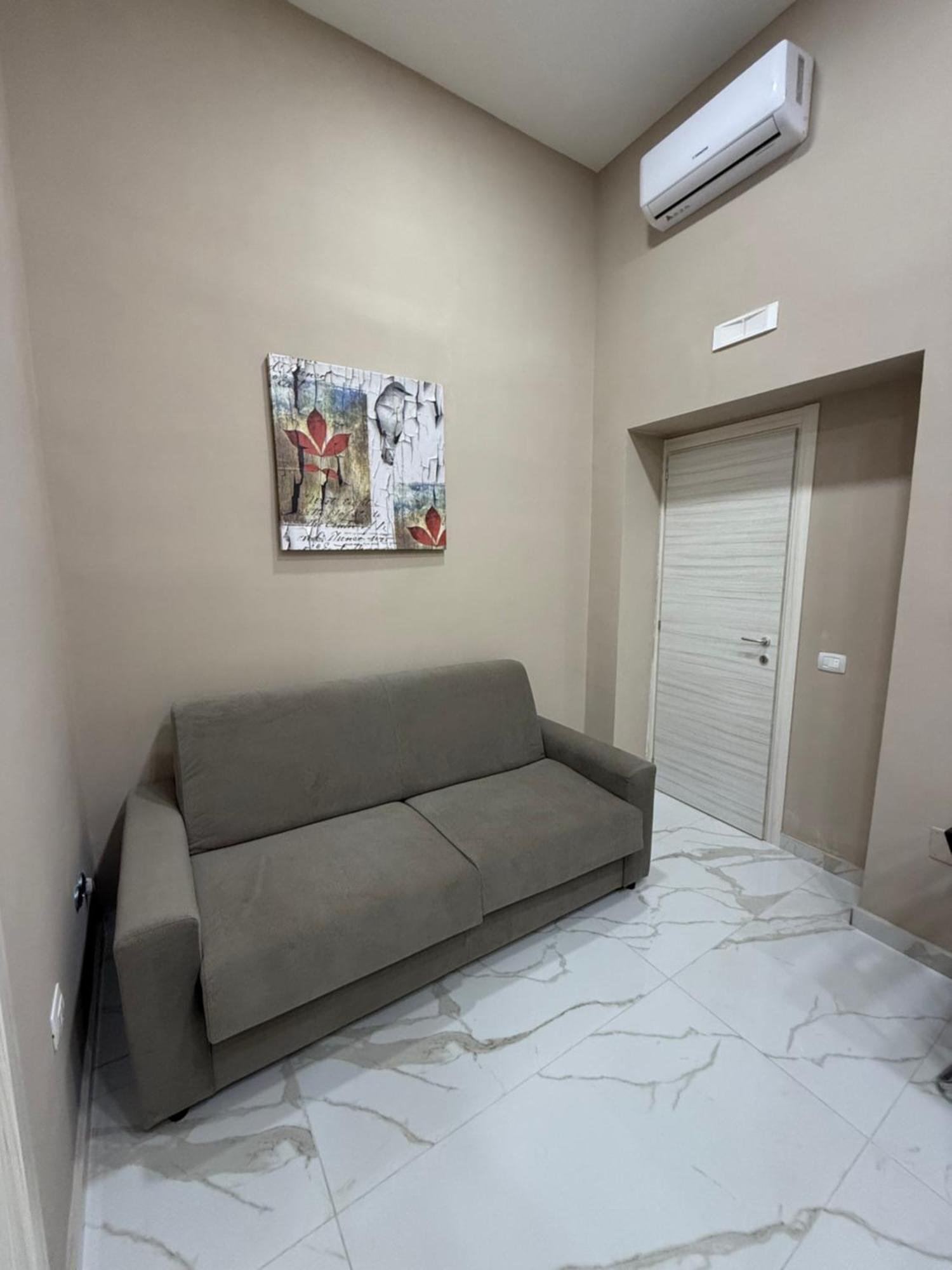Apartmán Valentino Caracciolo 105 Neapol Exteriér fotografie